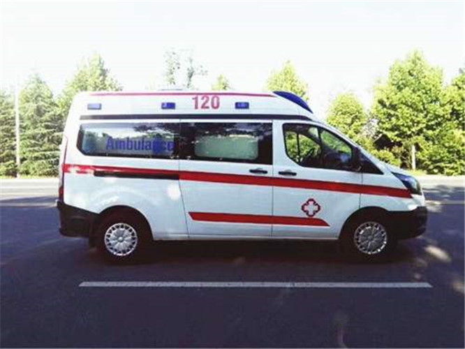 扎鲁特救护车出租服务案例6