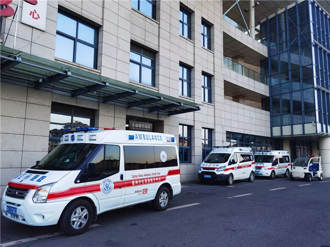 扎鲁特救护车出租服务案例4